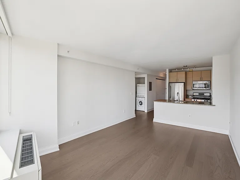 125 W 31st St #39E — Photo 28