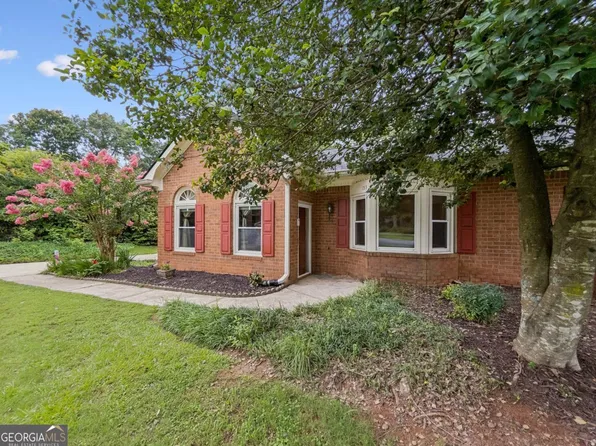 153 Ponderosa Dr, Athens, GA 30605
