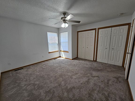 4th image of 50 Thistle Ct #50