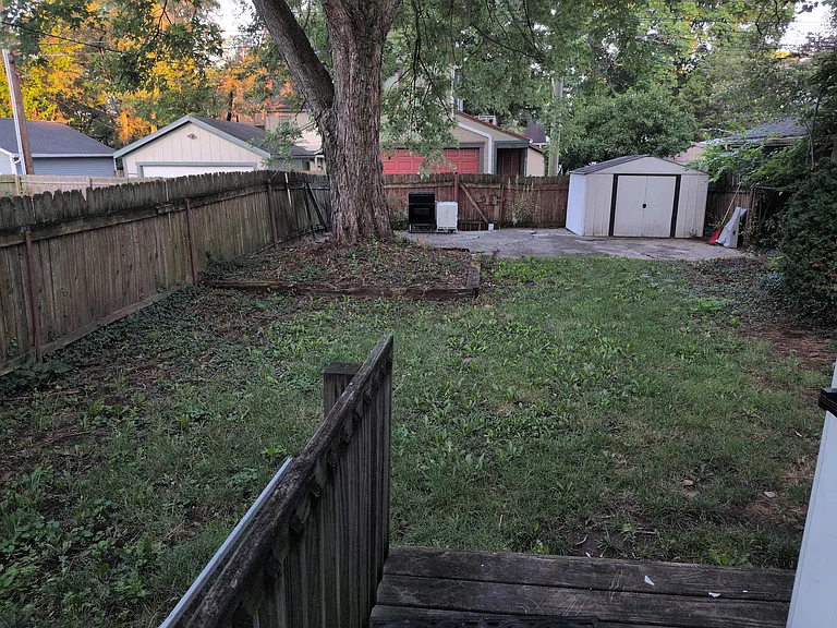 247 Henry St — Photo 11