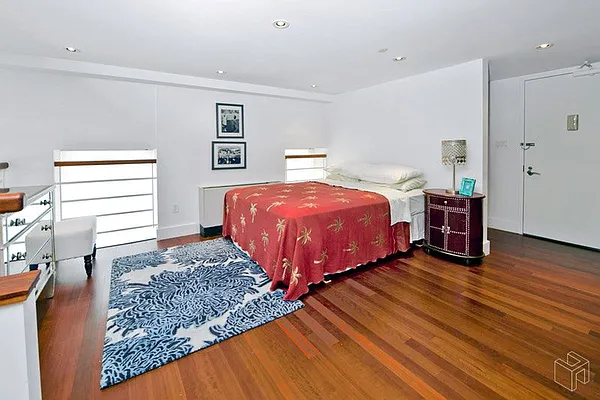 Rented by Halstead Real Estate | media 22