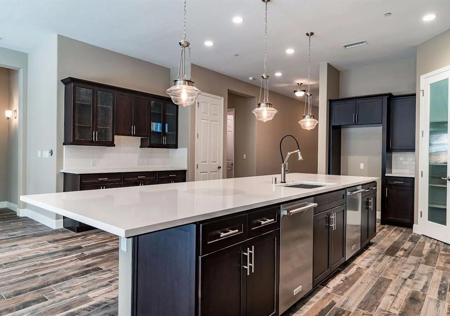 Custom Granville Built Home for Rent in Old Figarden — Photo 3