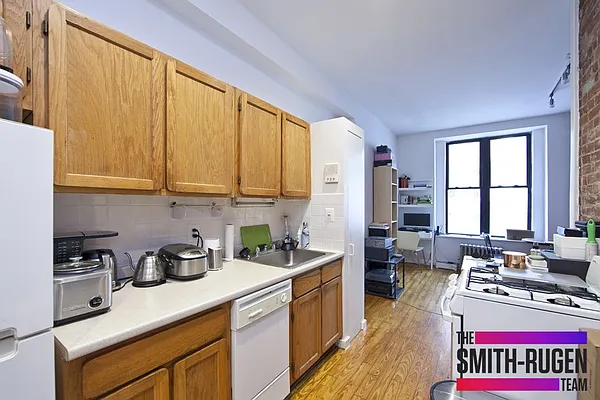 Rented by Zumper Inc | media 28