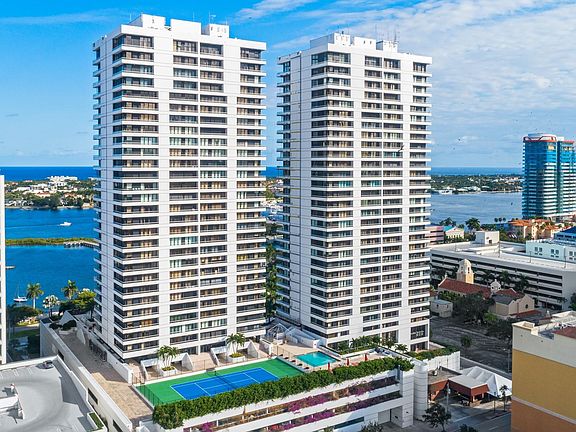 2nd image of 525 S Flagler Dr APT 29A