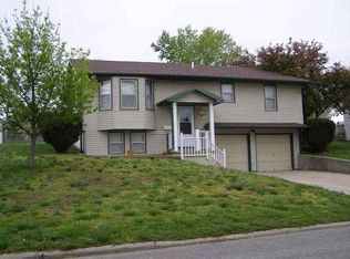 819 Brentwood Ave, Sedalia, MO 65301