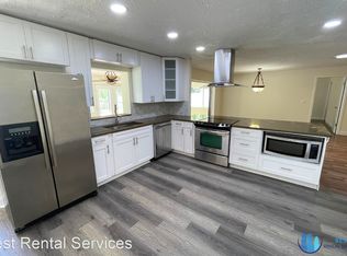 4535 Debbie Ln, Lutz, FL 33559
