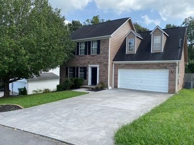 2112 Ember Brook Ln, Powell, TN, 37849