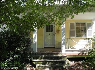 5327 Willard Ave, Chevy Chase, MD 20815