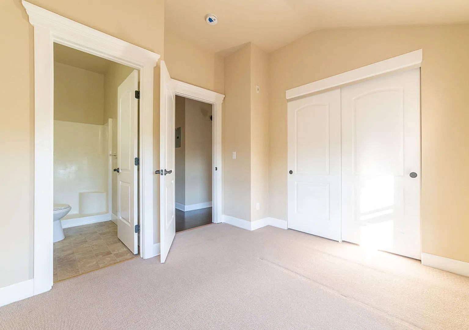 412 Monte Vista Ave. — Photo 3