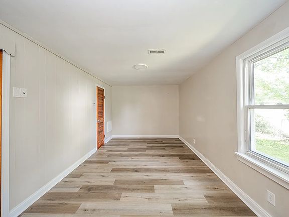 2nd image of 3825 W 25th St #46011