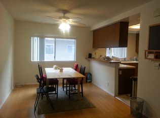 1561 W Jefferson Blvd, Los Angeles, CA 90018