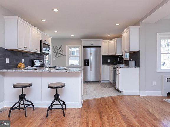 5th image of 900 Prospect Ave