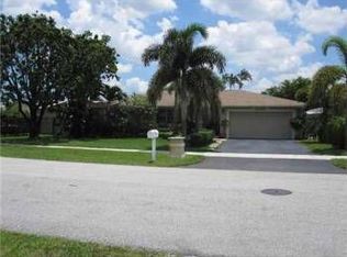 8360 SW 26th St, Davie, FL 33324