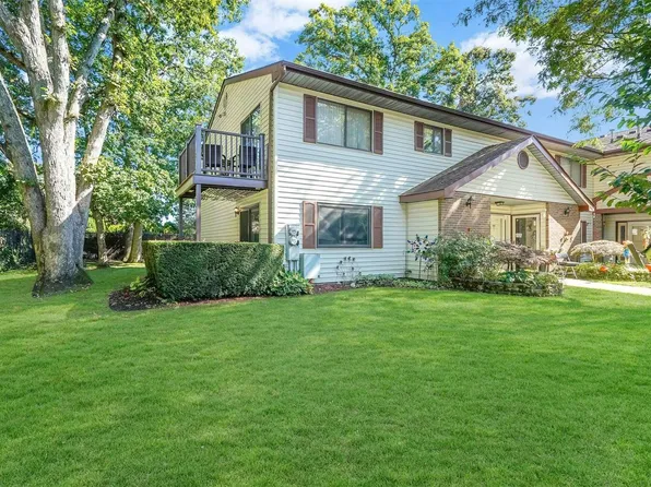 615 Broadway #89, Amityville, NY 11701