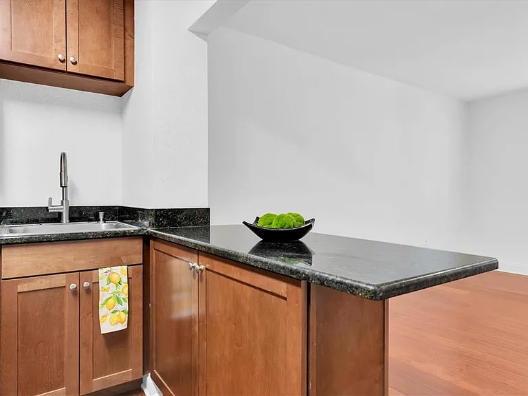 210 5th Ave S #403 — Photo 12