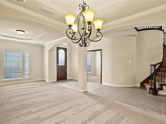 5th image of 1020 Regal Bluff Ln