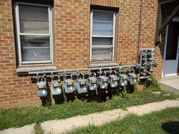 5th image of 2705 W Courtland Ave