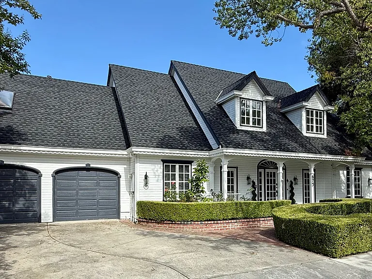 673 Regas Dr — Photo 2