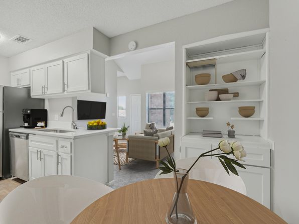 6801 NW 122nd St #C-C12