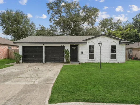 9618 Glenwood Forest Dr, Houston, TX 77078