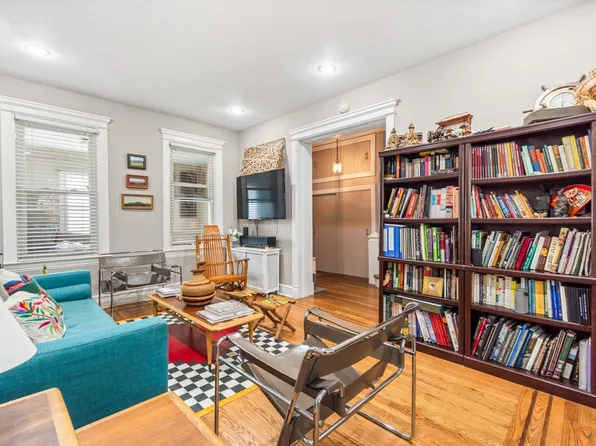 38 Gautier Avenue image 2 of 42