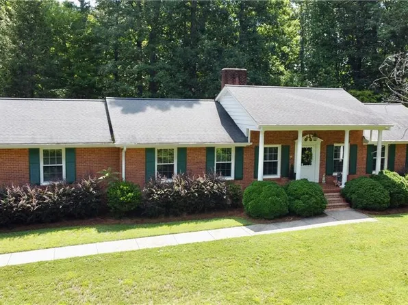 541 Conrad Rd, Lewisville, NC 27023