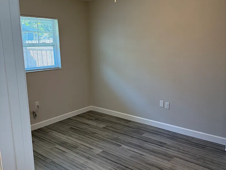 762 Johnson Ave #762 — Photo 16