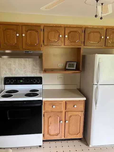 3 bed, 1248 sqft, $1,350 — Photo 3
