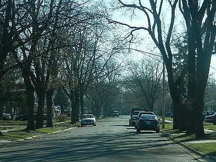 3rd image of 1309 Imperial Ave