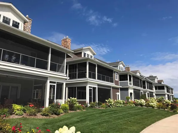 900 Pointe Dr #55, Boyne City, MI 49712