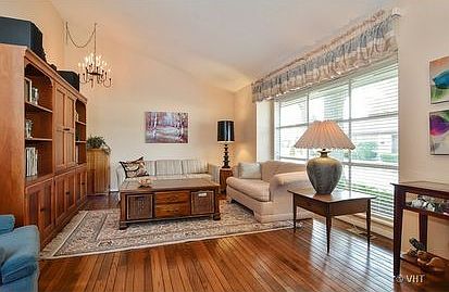2nd image of 280 Crestwood Vlg