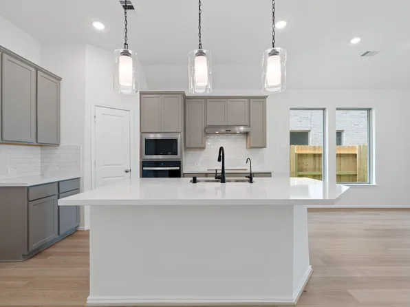 6734 Davis Field Dr, Manvel, TX 77578