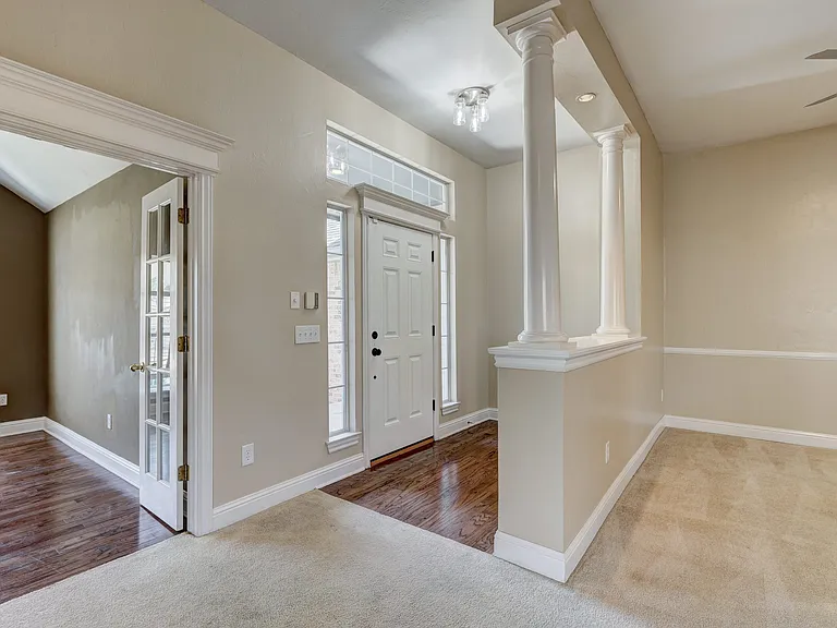2104 Del Simmons Dr — Photo 8