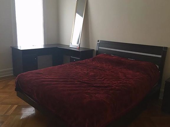 4th image of 1838 Brown St #2