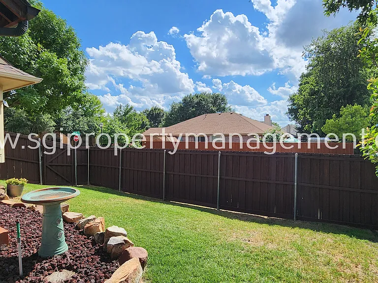 12032 Henderson Dr — Photo 38