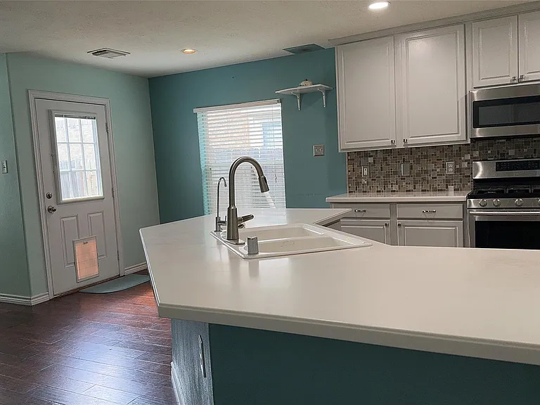 9735 Beckwood Post Dr — Photo 10