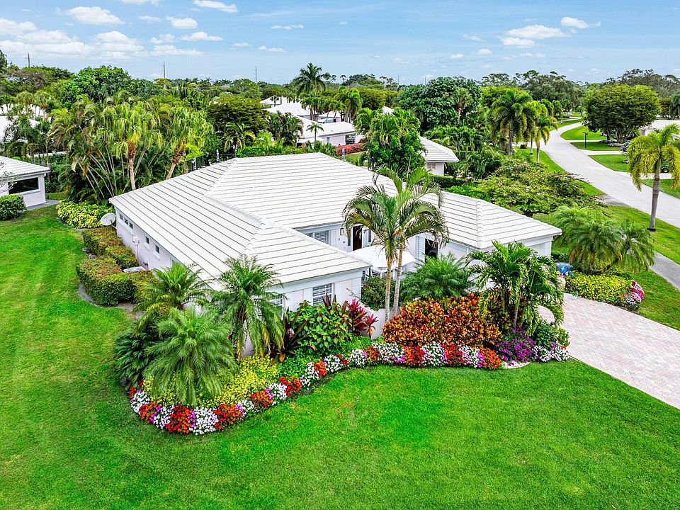 1st image of 4540 Sanderling Lane