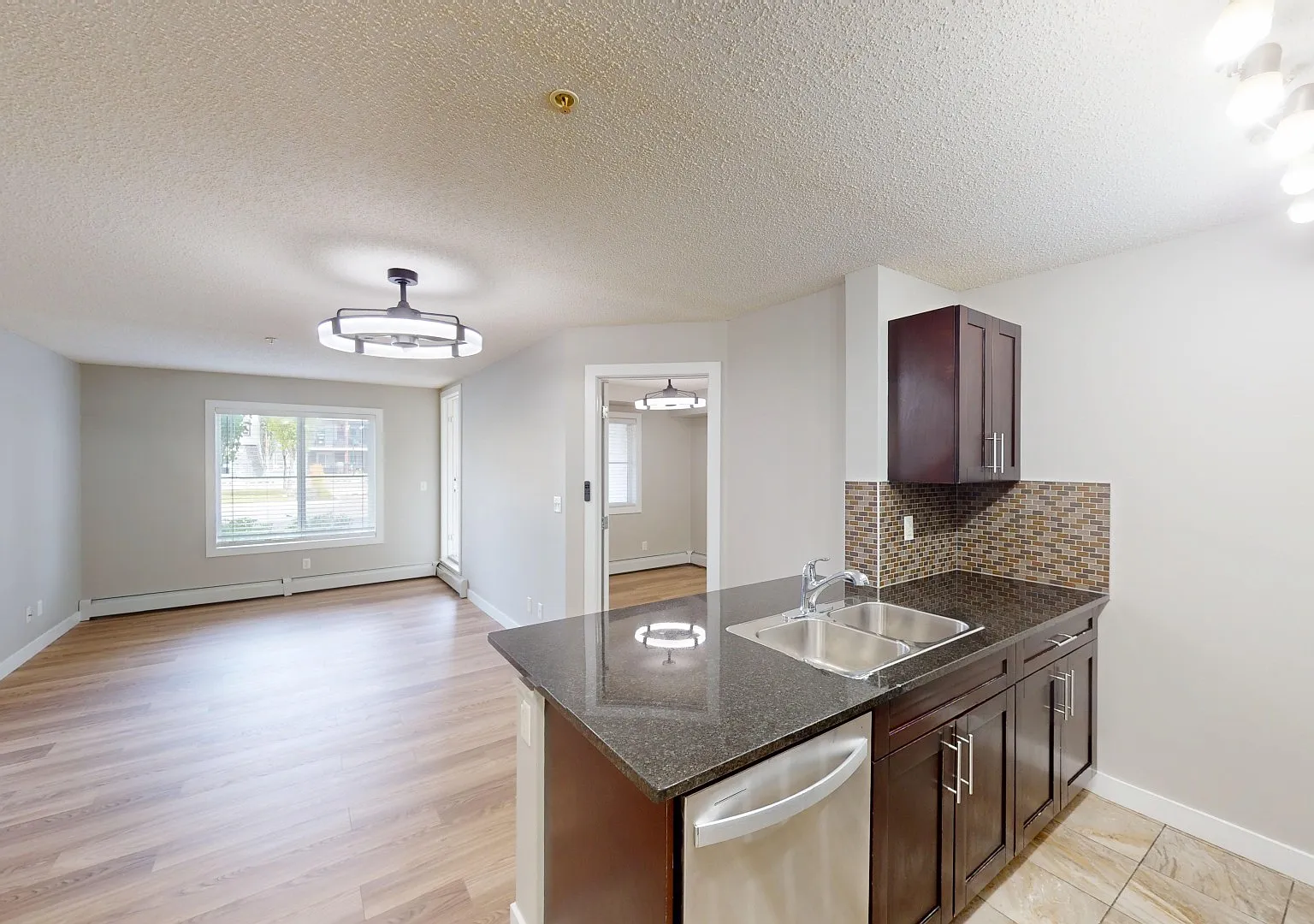 3105 - 81 Legacy Boulevard Southeast — Photo 3