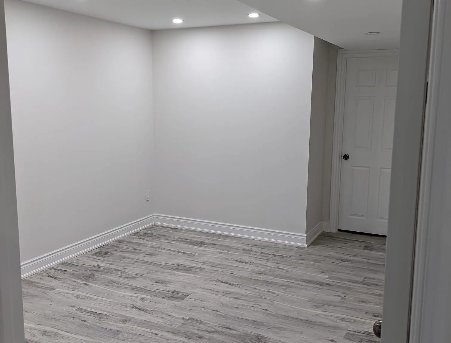 2 bed, $1,900 — Photo 2
