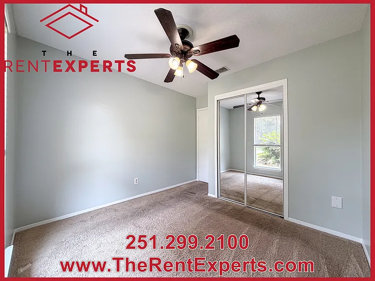 9570 Royal Woods Dr N — Photo 10
