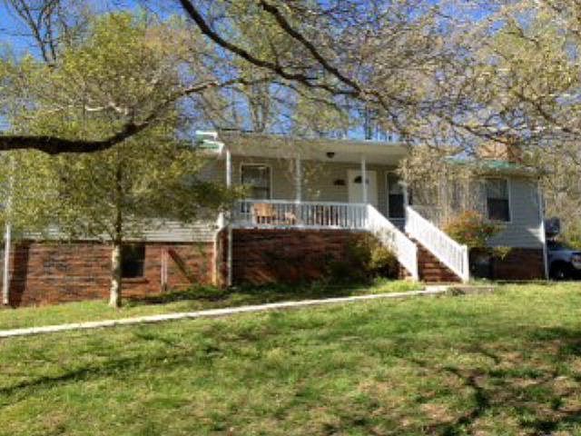 2nd image of 2627 New London Dr
