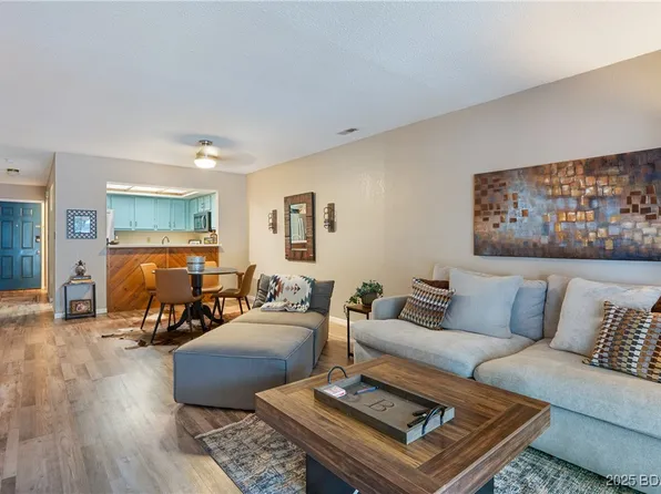 109 Wood Crest Dr ##1c, Lake Ozark, MO 65049