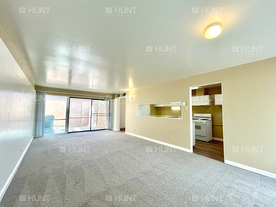 3925A Mercury Cir SE