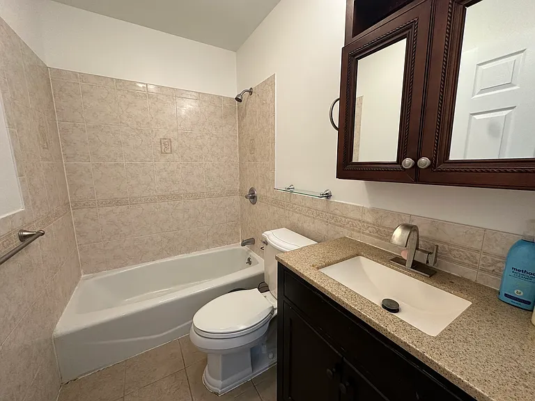 90 Columbia Ave #2 — Photo 10