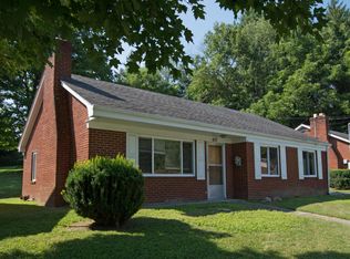 437 Bell Dr, Lewisburg, WV 24901