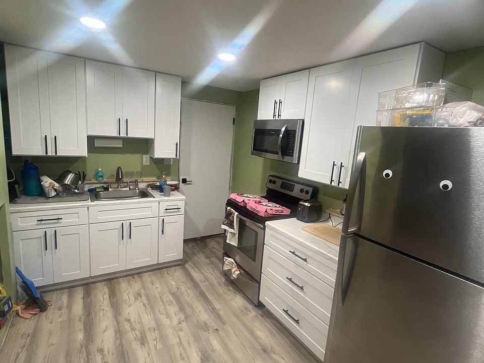 1st image of 172 N Manning St #174