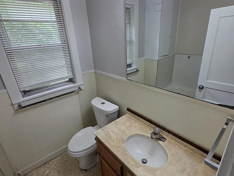 4912 Gum St — Photo 12