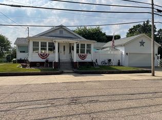 228 Garfield Ave, Carrollton, OH 44615