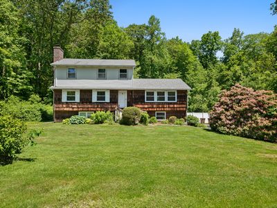 387 Boston Post Road, East Lyme, CT, 06333