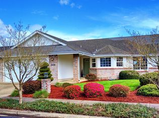 2334 Loch Dr, Springfield, OR 97477